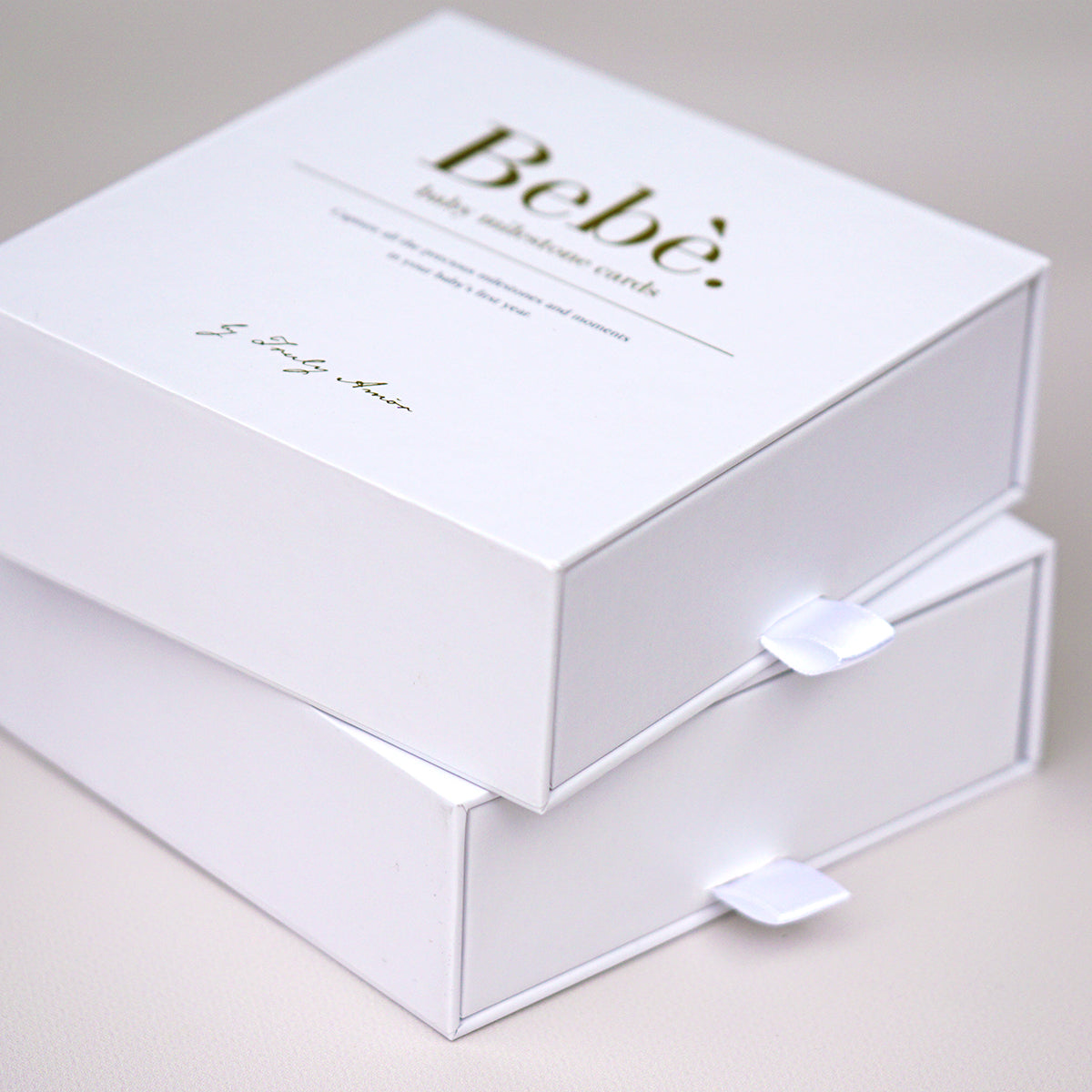 Bebé Baby Milestone Cards In Keepsake Box